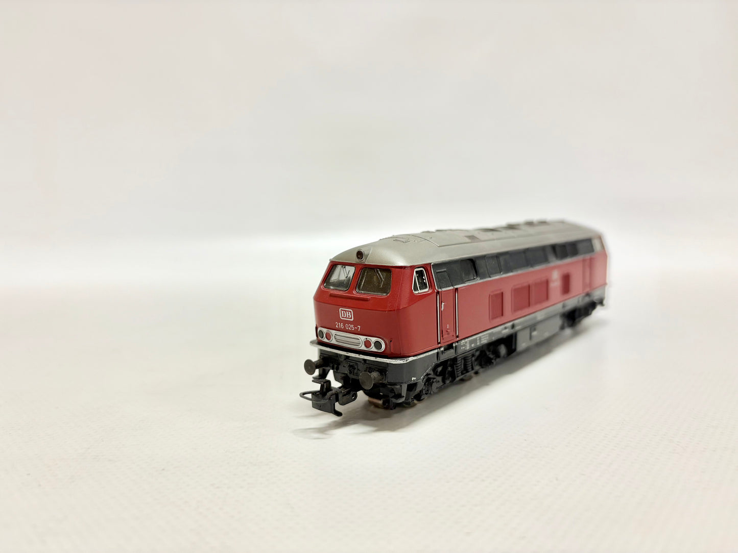 Märklin 3075 Diesellok Br 216 025-7 DB AC H0