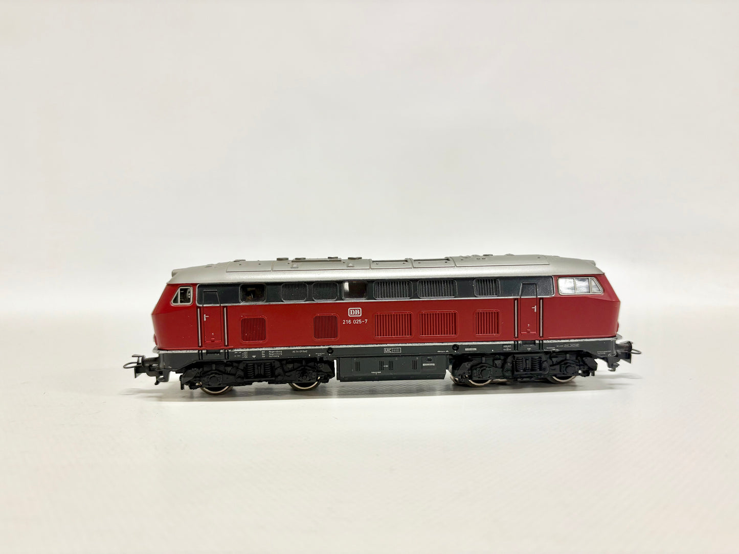 Märklin 3075 Diesellok Br 216 025-7 DB AC H0