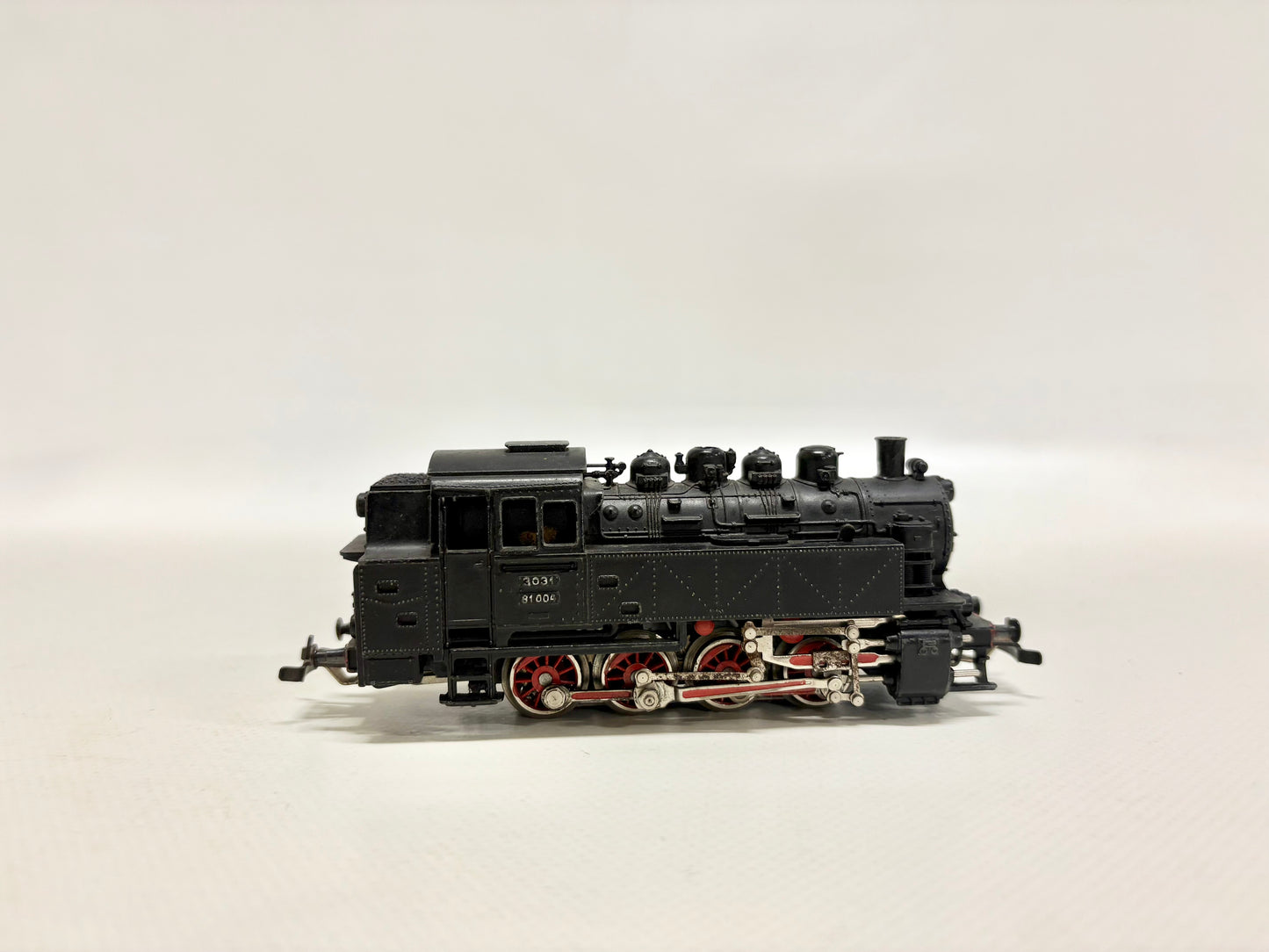 Märklin 3031 Dampflok mit Telex Br 81 004 DB AC H0