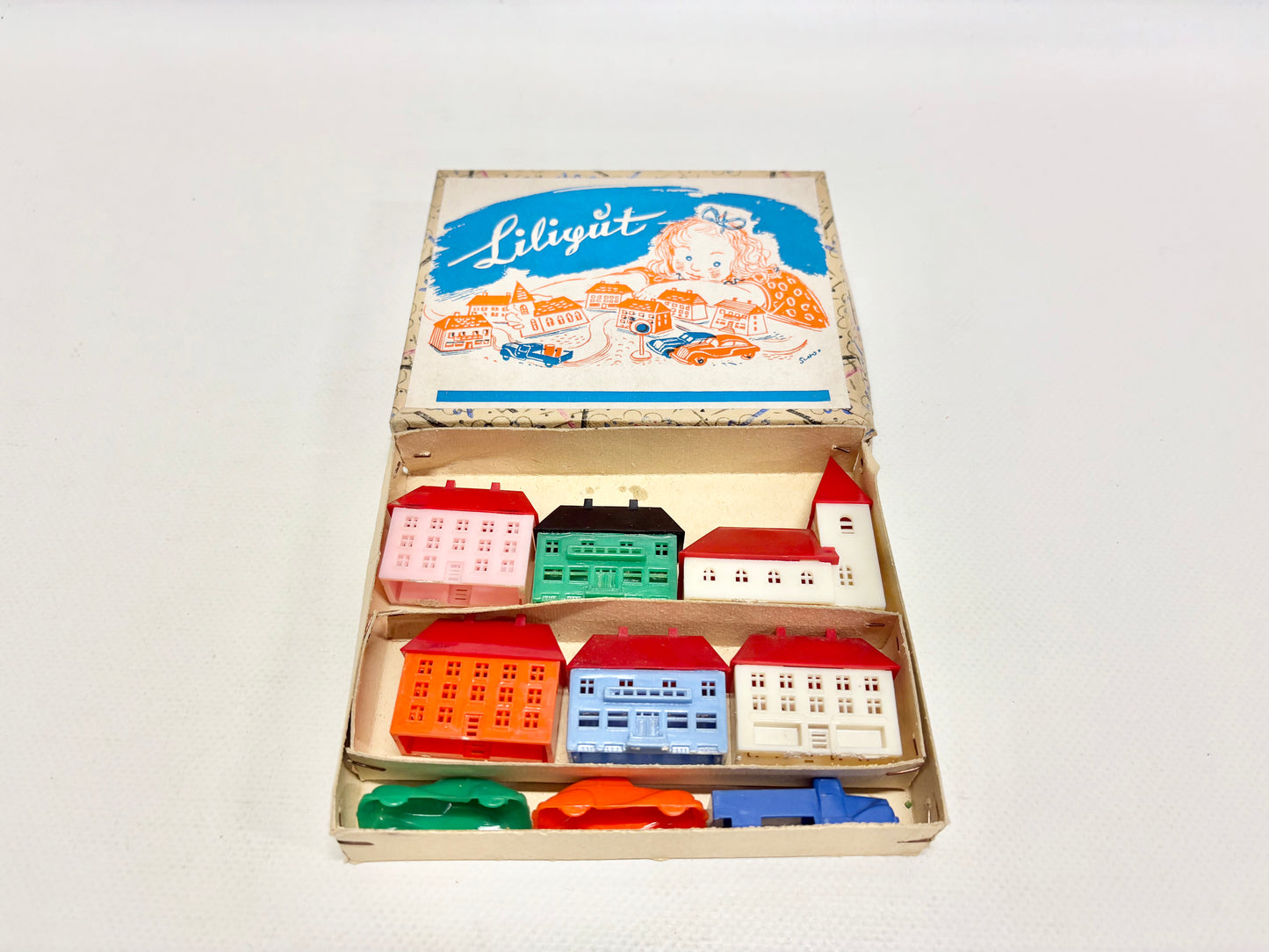 Liliput 1950er Jahre Spielzeugstadt mit Autos