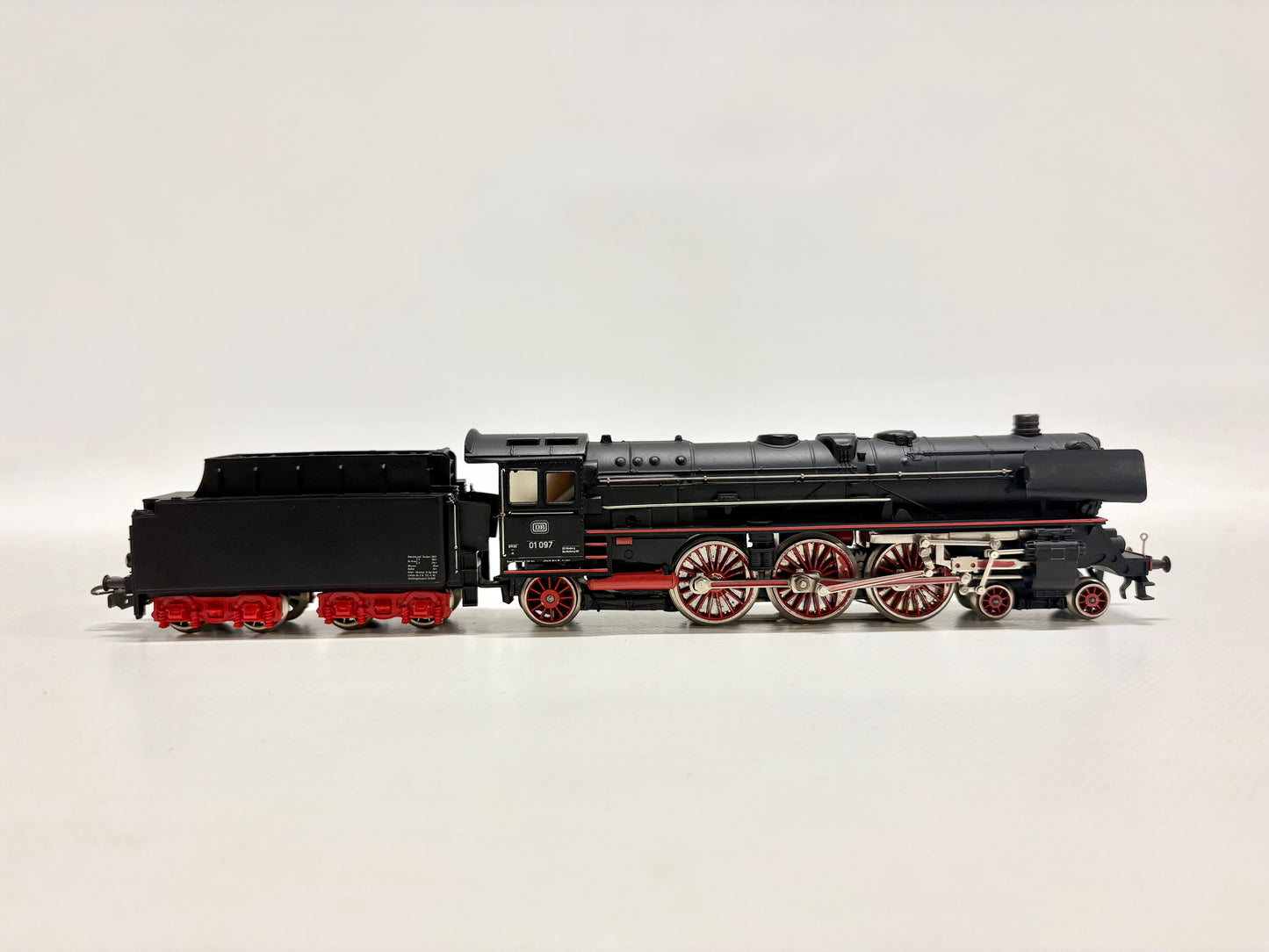 Märklin 3048 Dampflok Br 01 097 DB AC H0