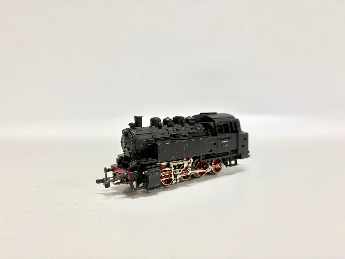 Märklin 3031 Dampflok Br 81 004 mit Telex-Kupplung DB AC H0