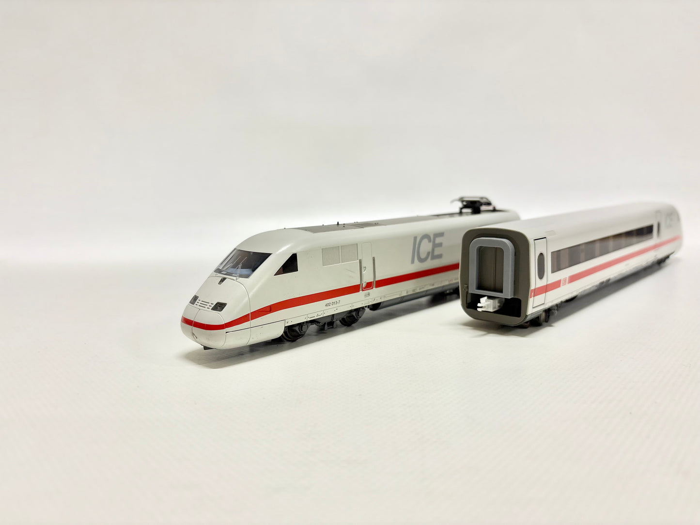 Märklin Mfx-Digital + Sound ICE mit Schlusswagen DB AC H0