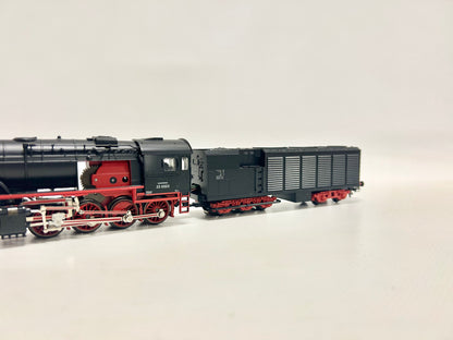 Märklin 37029 Digital Br 53 Schnittmodell Dampflok mit Kondenstender H0