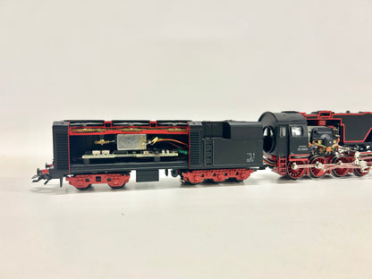 Märklin 37029 Digital Br 53 Schnittmodell Dampflok mit Kondenstender H0