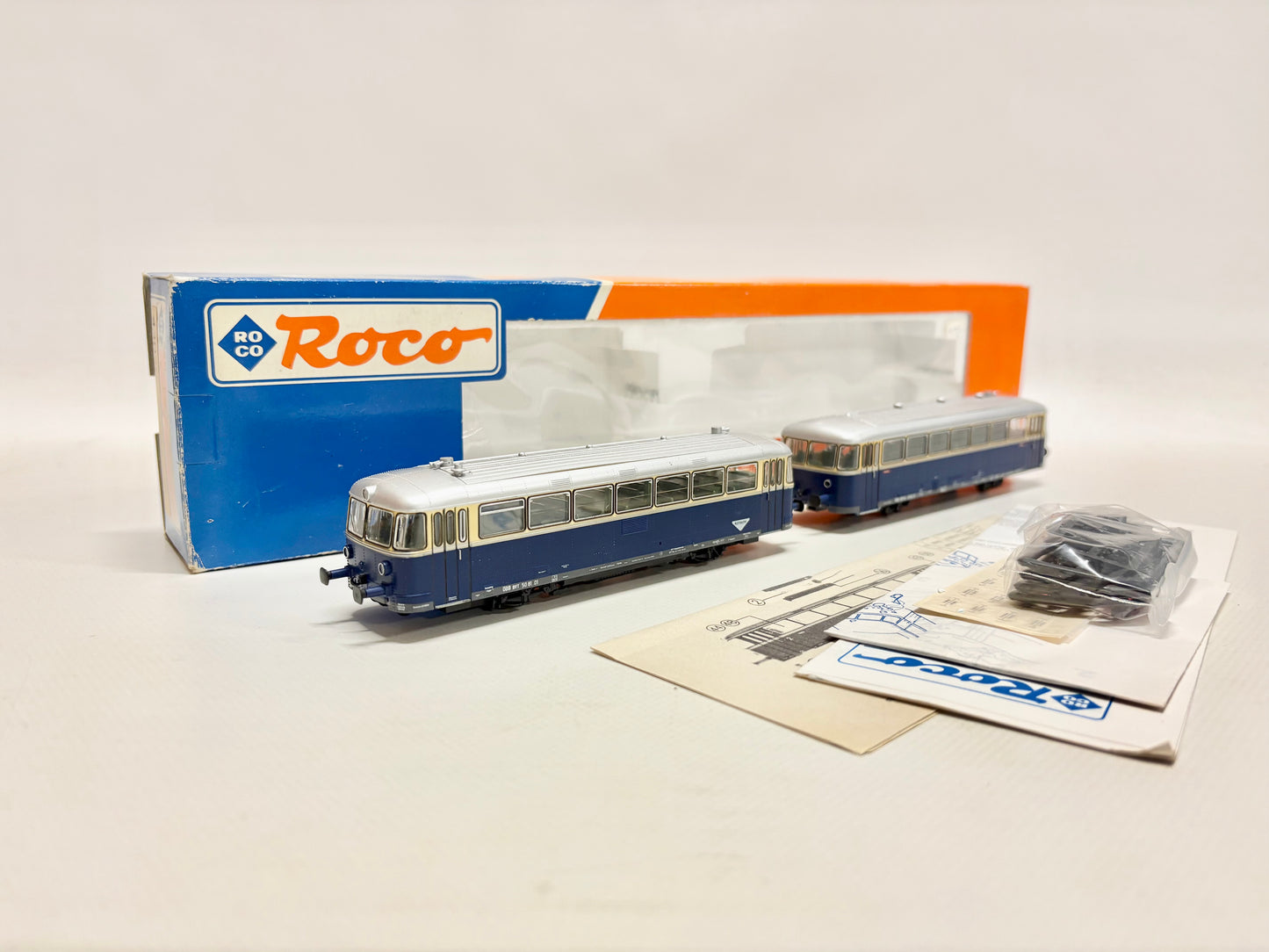 Roco 43020 Dieseltriebwagen Br 5081.01 ÖBB DC H0