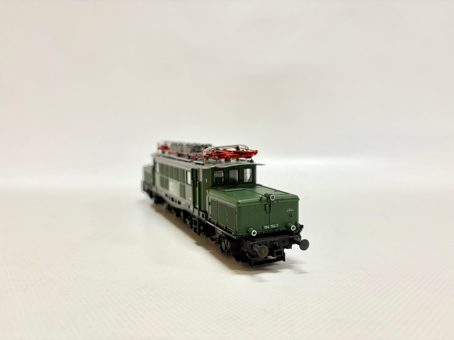 Roco 43483 E-Lok Br 194 194-7 Deutsches Krokodil DB DC H0
