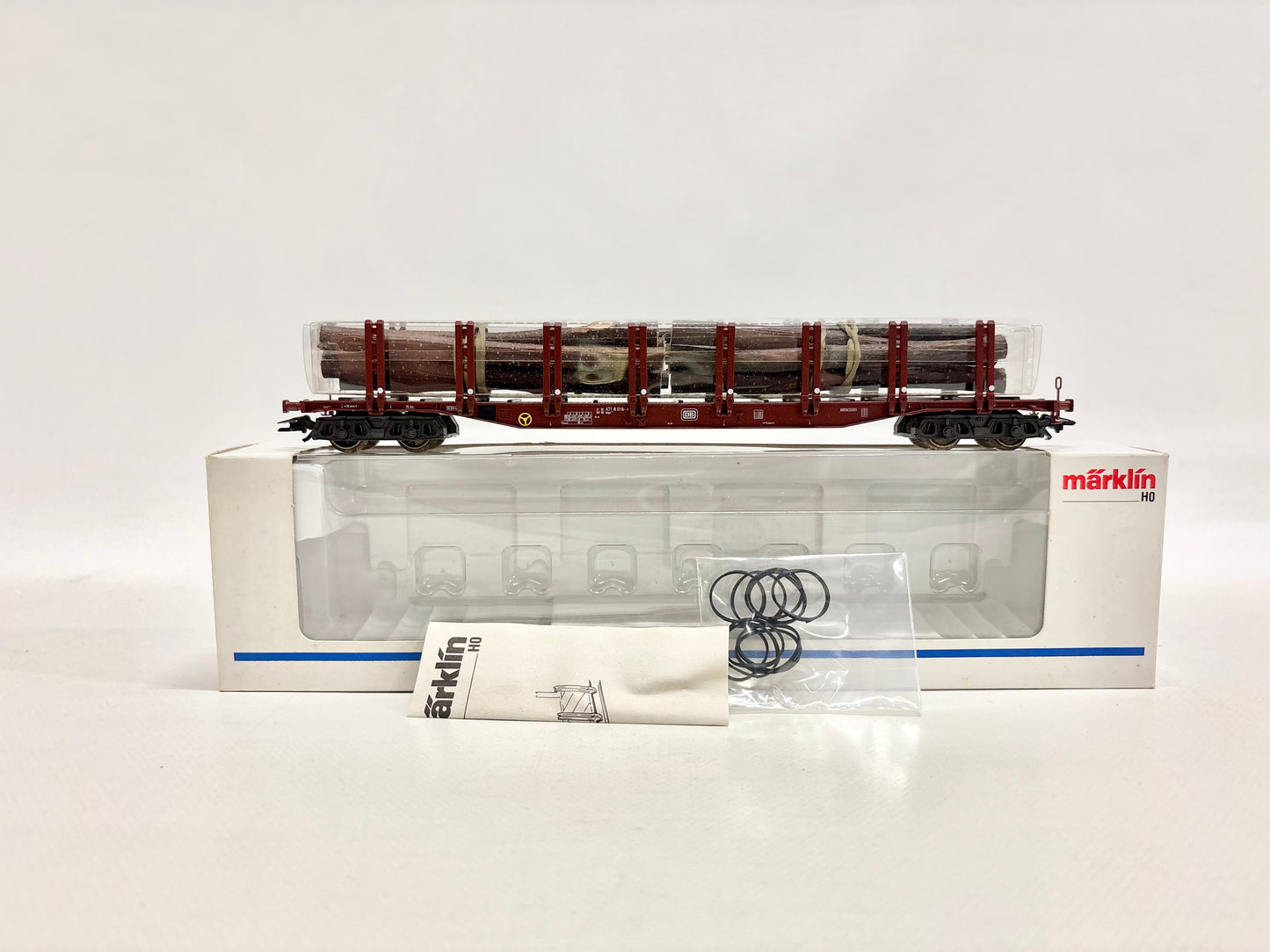 Märklin 47711 Güterwagen Rungenwagen mit Holzladung DB AC H0