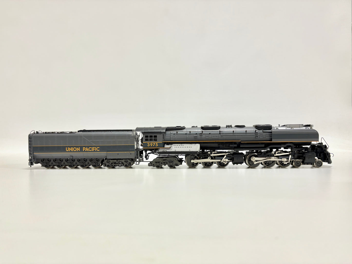 Rivarossi 1253 Dampflok Challenger 4-6-6-4 Union Pacific DC H0