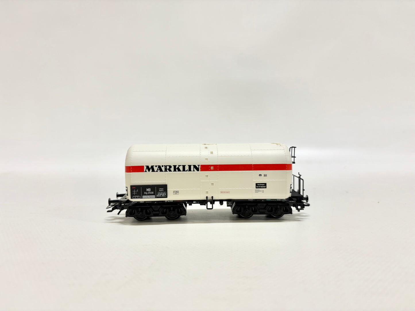 Märklin 47910 Güterwagen Kesselwagen Heizöl DB AC H0