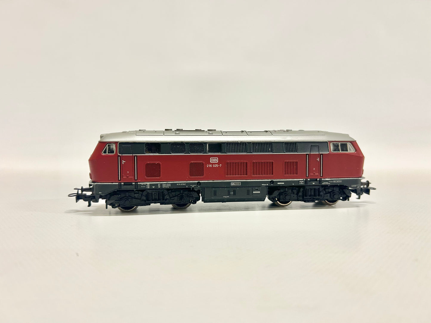 Märklin 8375 HAMO Br 216 025-7 Diesellok DB DC H0