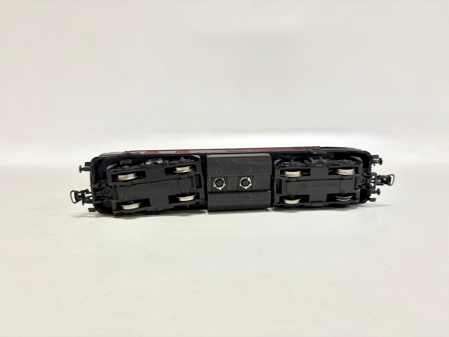 Roco 4151A Diesellok Br 215 031-6 DB DC H0