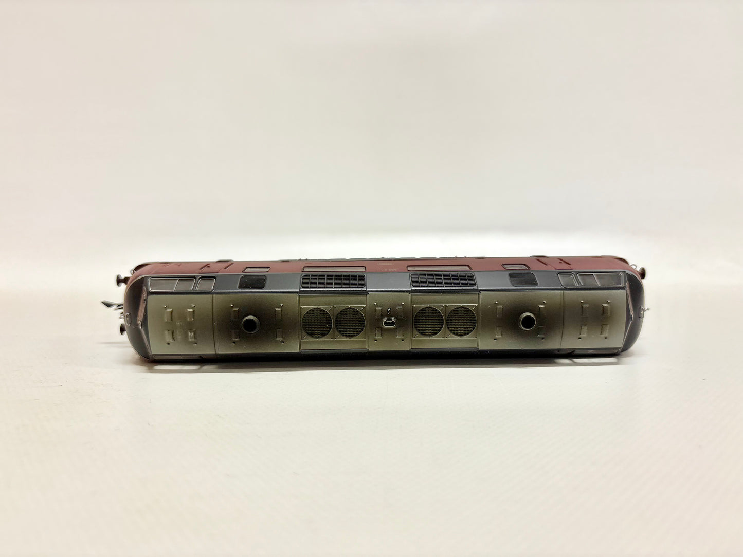 Märklin 63402 DSS Diesellok Br 220 011-1 DB DC H0