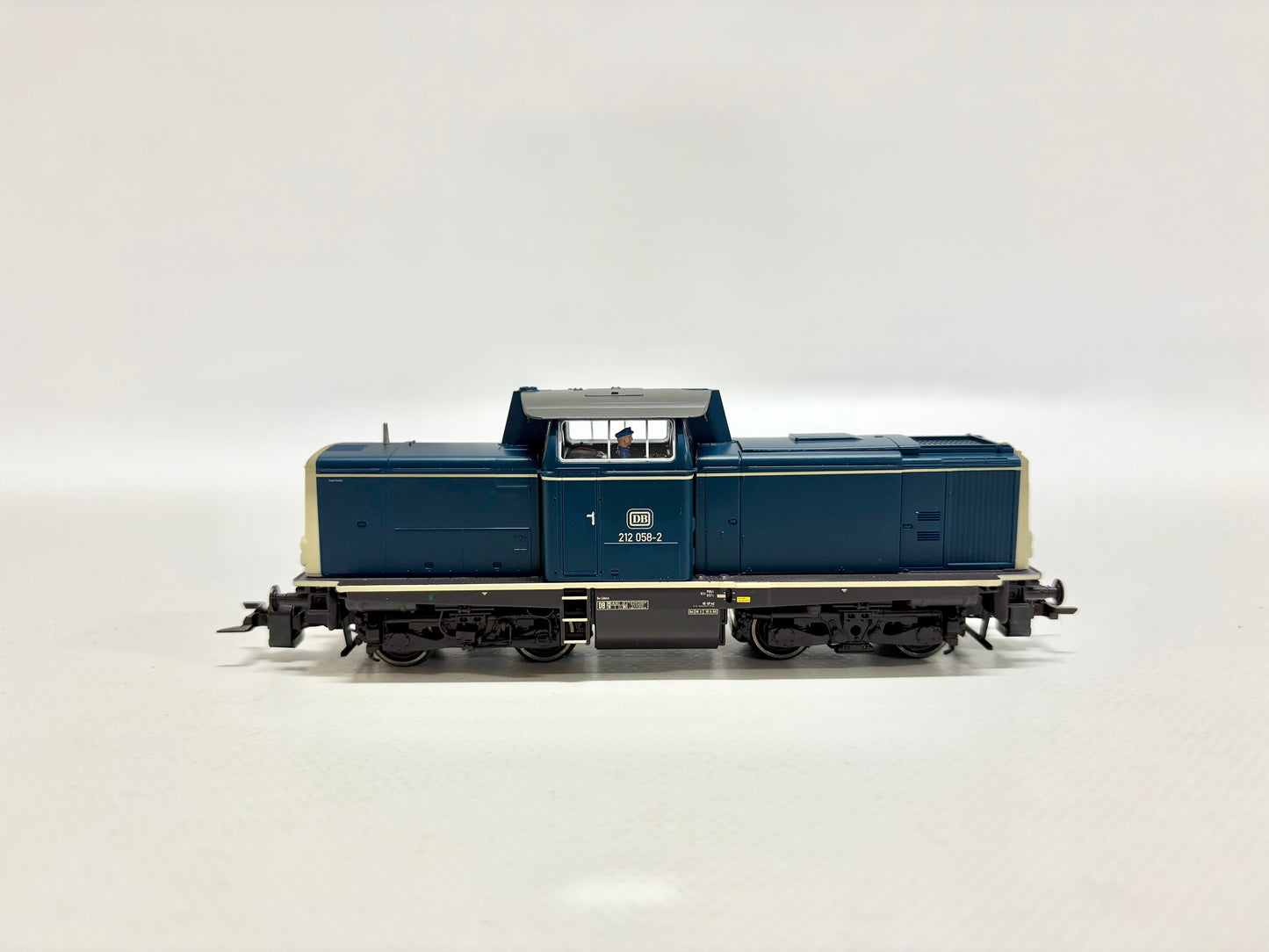 Roco 62827 Digital Diesellok Br 212 058-2 DB DC H0