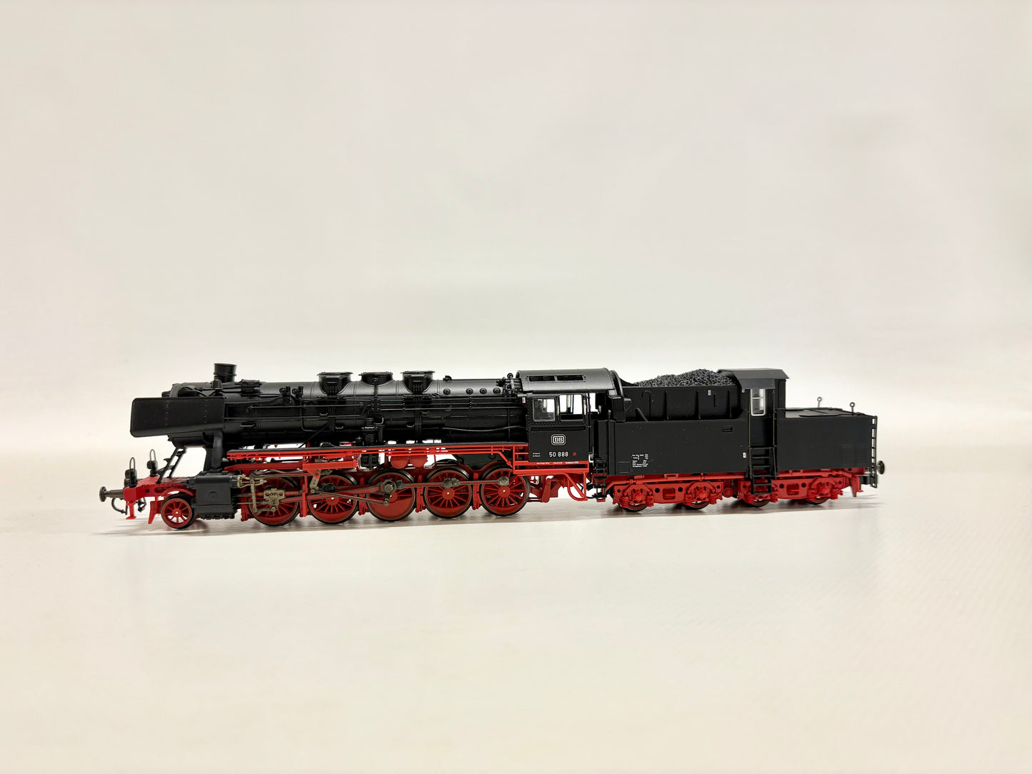 Roco 43306 Dampflok Br 50 888 DB DC H0