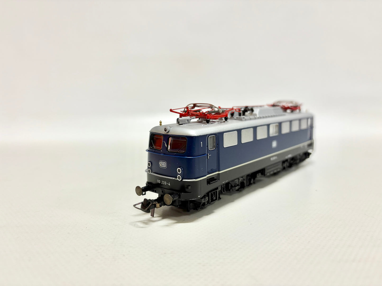 Roco 43392 E-Lok Br 110 233-4 DB DC H0