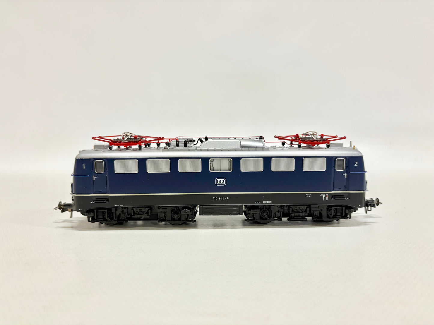 Roco 43392 E-Lok Br 110 233-4 DB DC H0