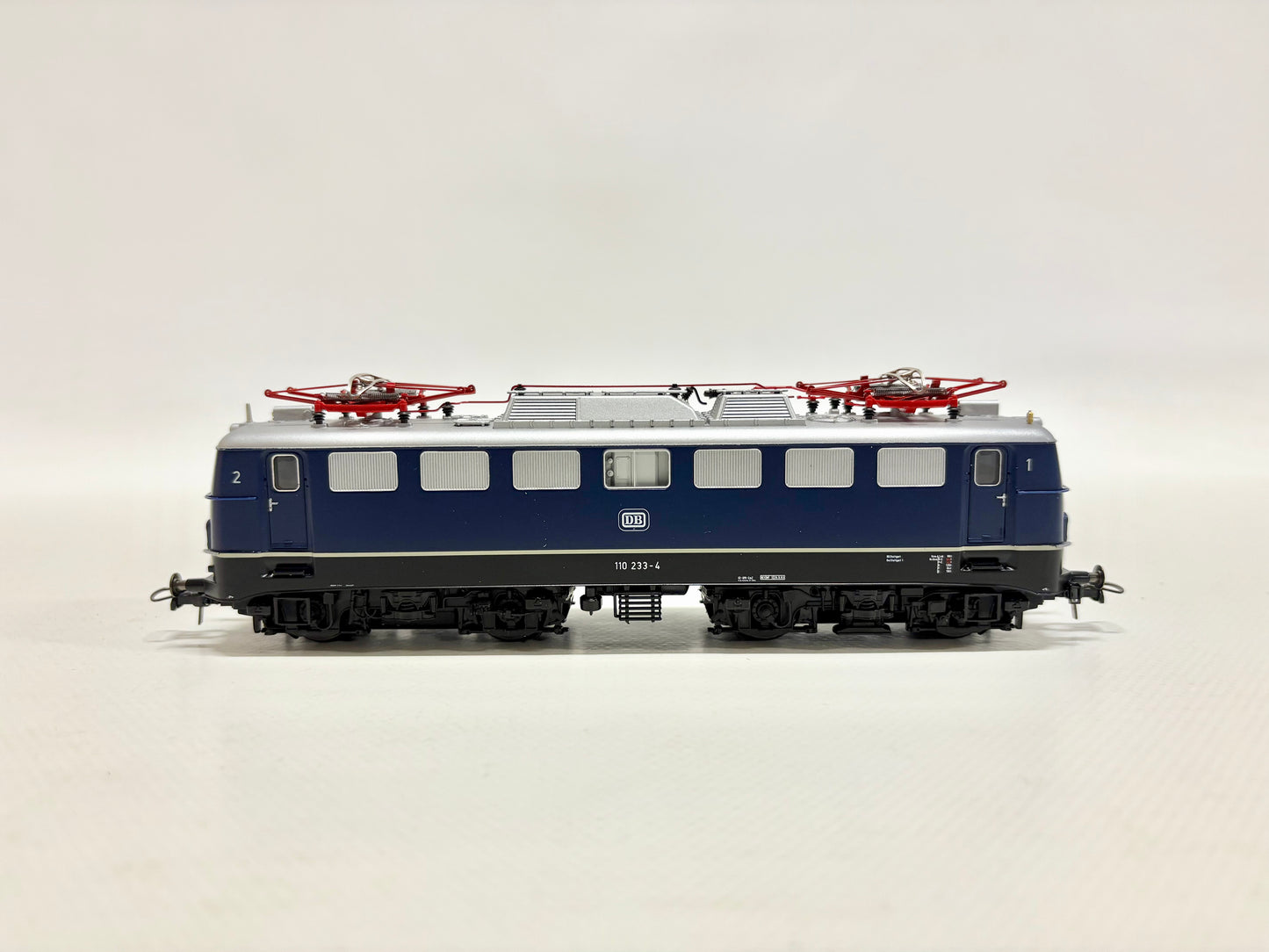 Roco 43392 E-Lok Br 110 233-4 DB DC H0