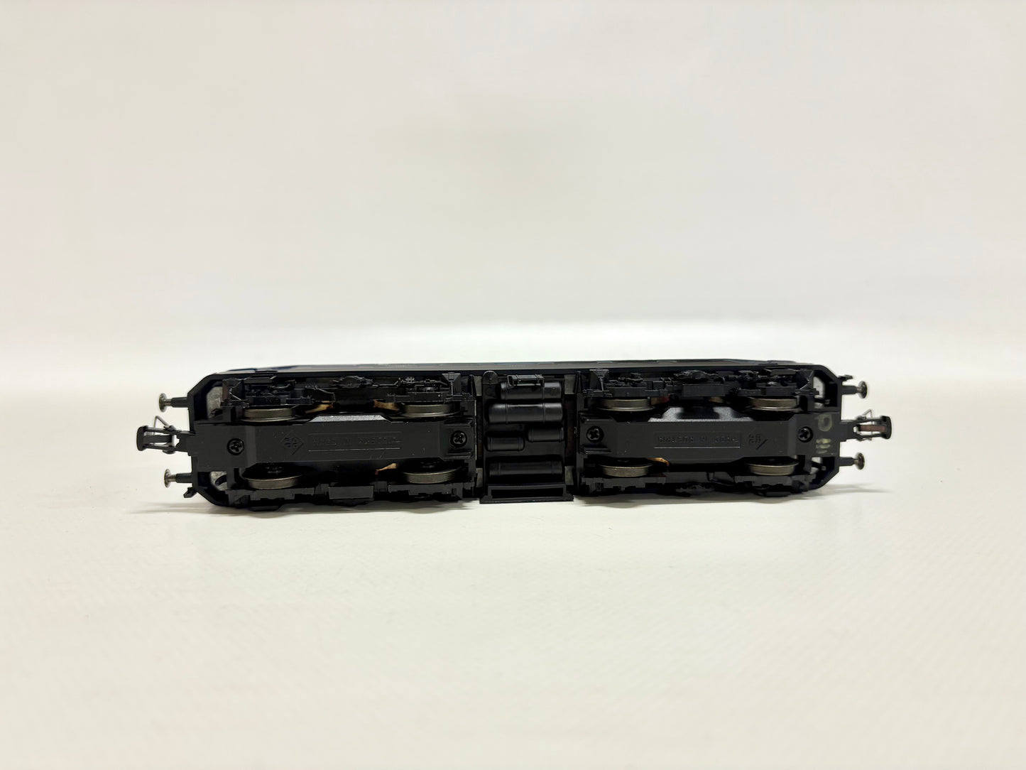Roco 43392 E-Lok Br 110 233-4 DB DC H0