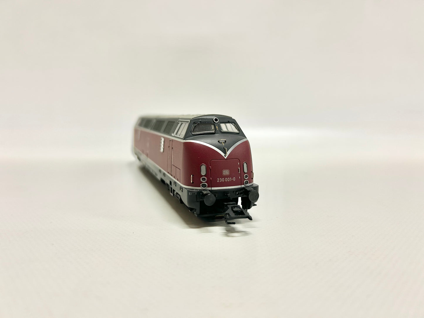 Märklin 39300 Mfx-Digital + Sound Diesellok V 230 DB H0
