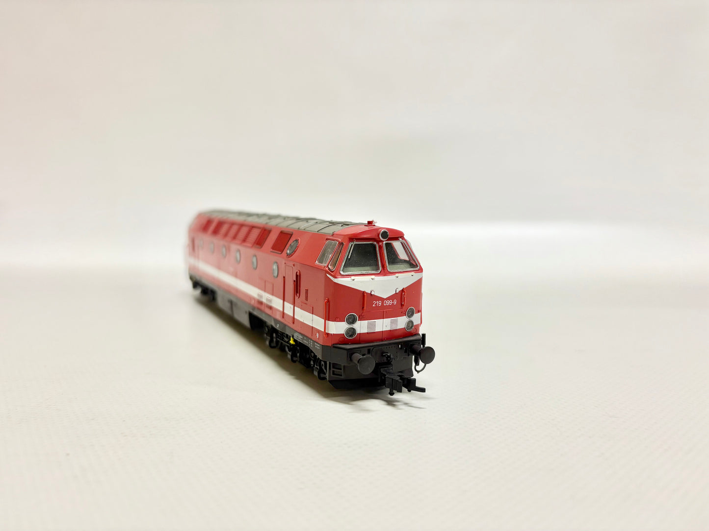 Gützold 33300 Diesellok Br 219 099-9 DR DC H0
