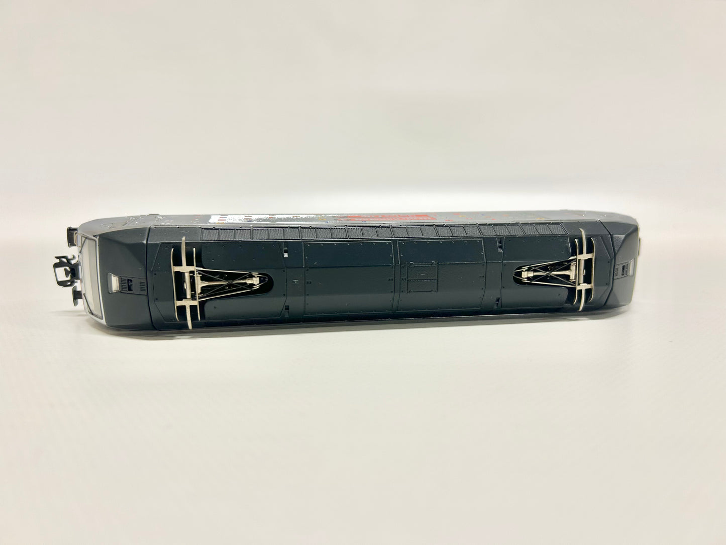 Märklin 34636 Digital Re 460 SBB Electric Locomotive "Swiss Life Pension Institution" H0