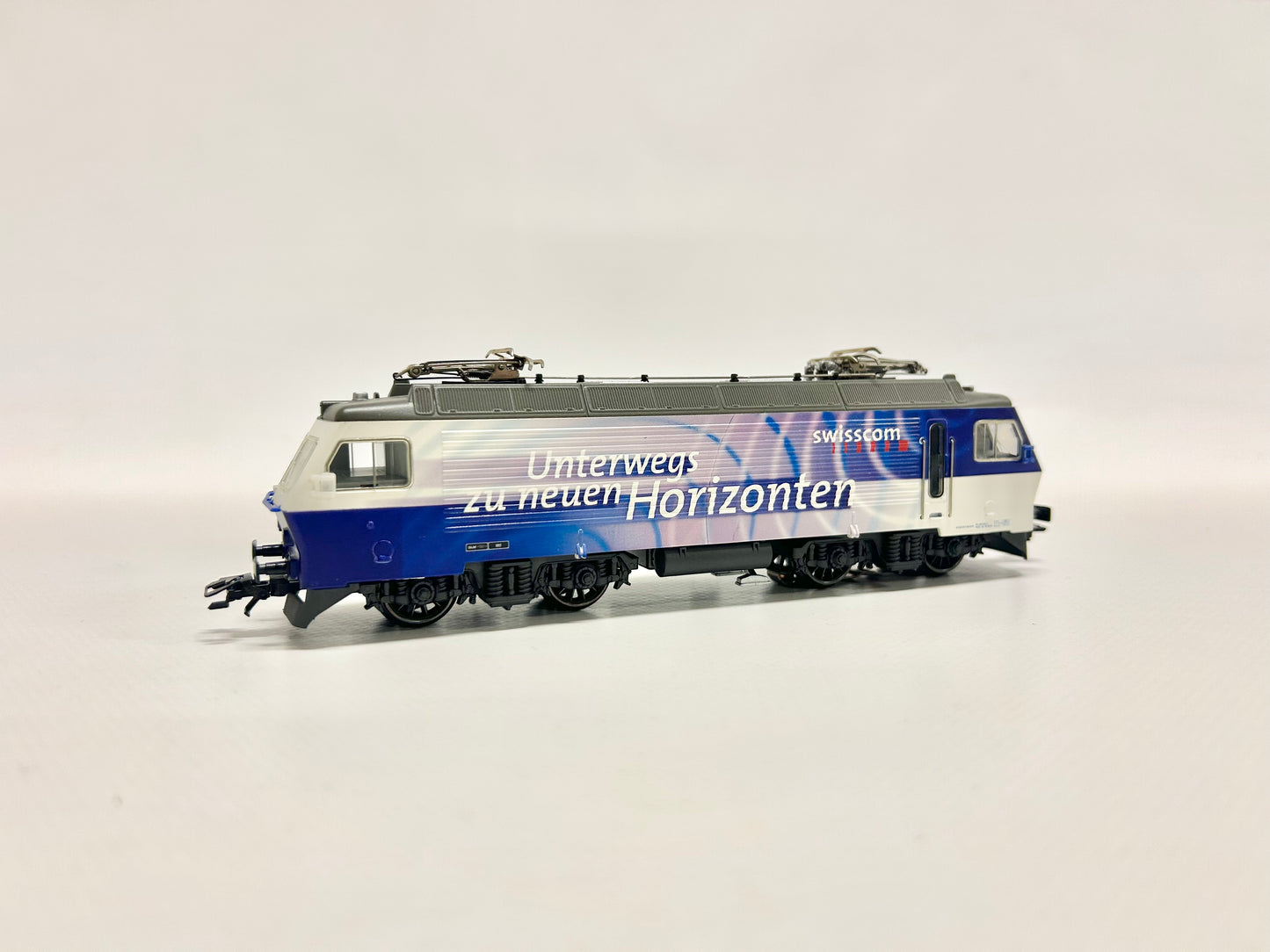 Märklin 34305 Digital Re 446 Electric Locomotive "Swisscom" SBB H0
