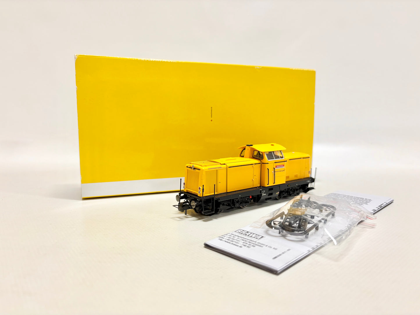 Brawa 42876 Diesellok Br 213 332-0 Bahnbau DC H0