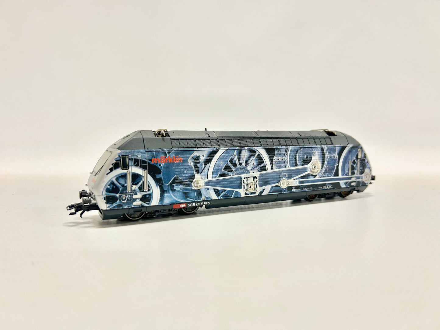 Märklin 34637 Digital Re 460 SBB electric locomotive H0