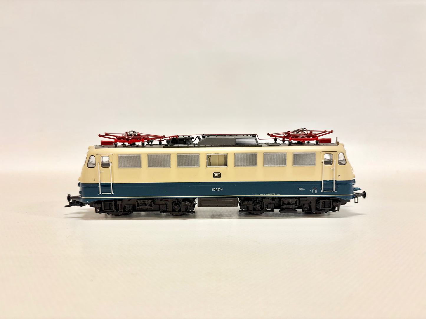 Roco 63701 E-Lok Br 110 423-1 DB DC H0