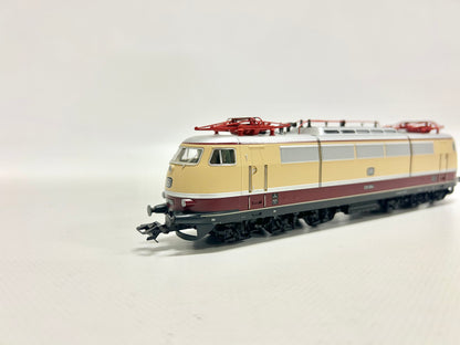 Märklin 39573 Digital E03 Electric Locomotive TEE H0