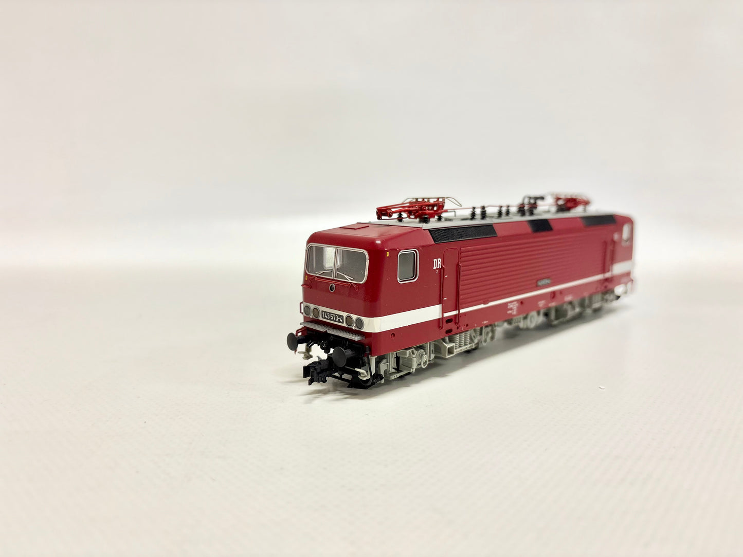 Roco 43680 E-Lok Br 143 573-4 DR DC H0