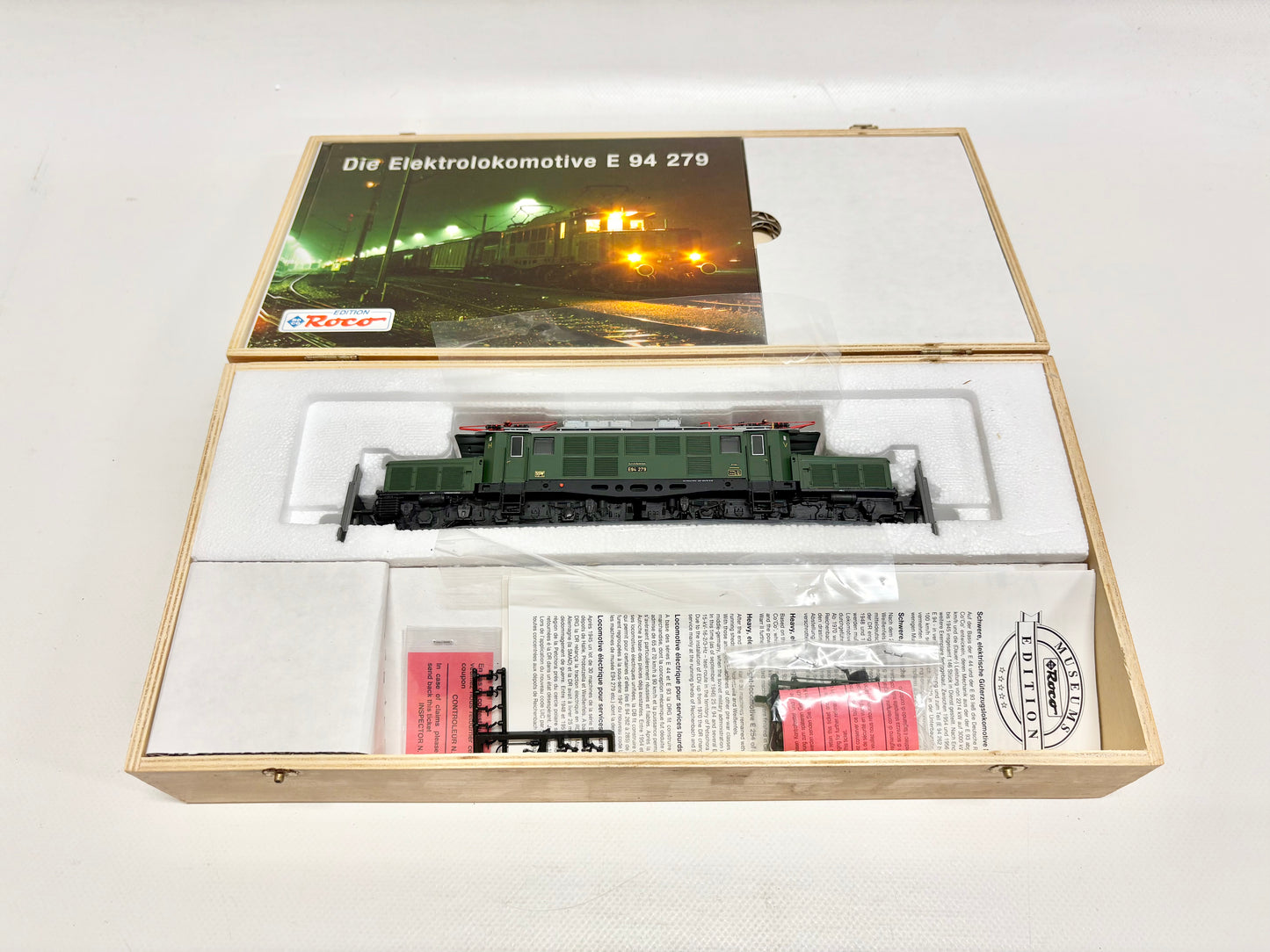 Roco 43712 DSS E-Lok E94 279 Deutsches Krokodil DB DC H0