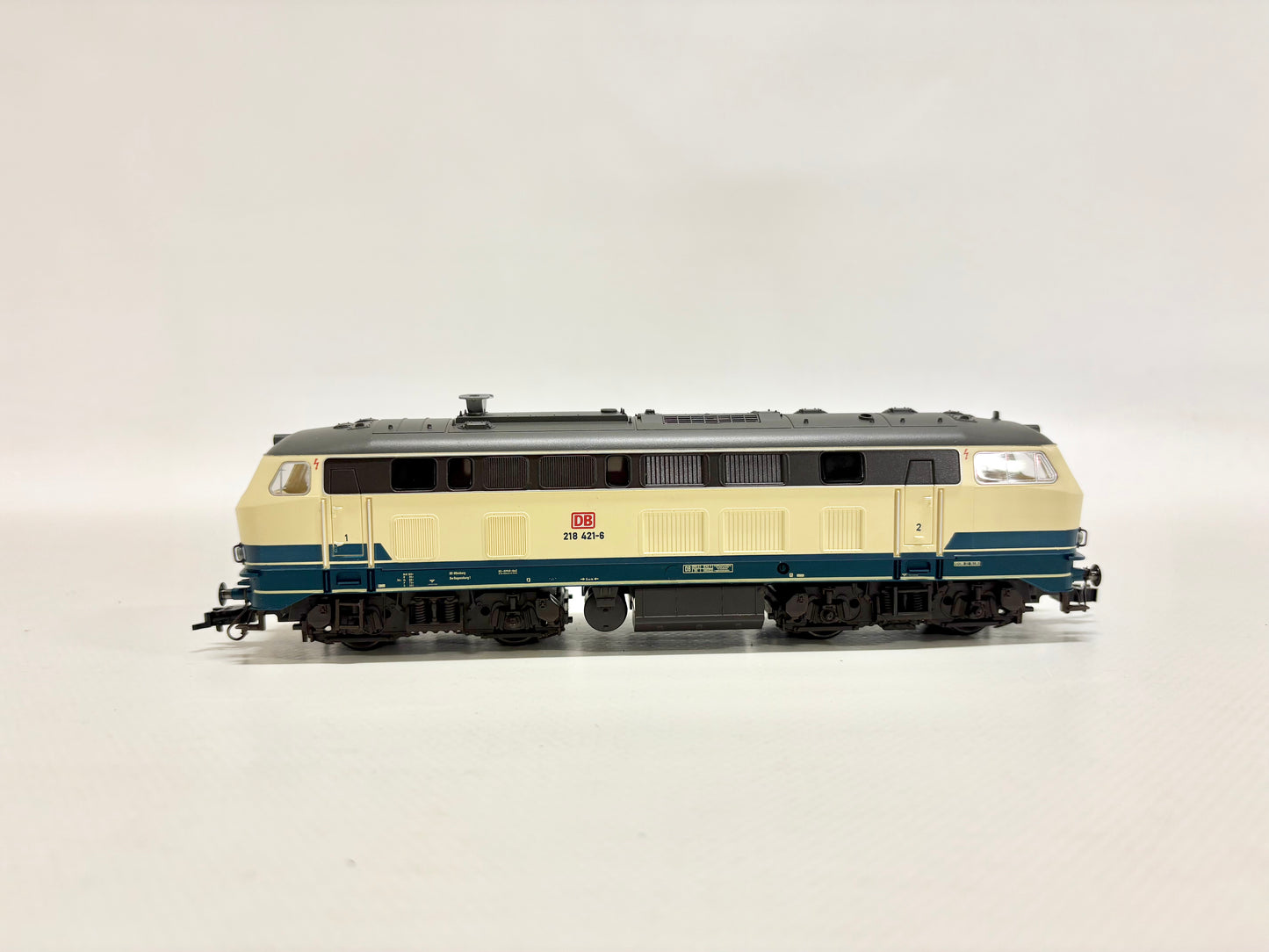 Fleischmann 4233 Diesellok Br 218 421-6 DB DC H0