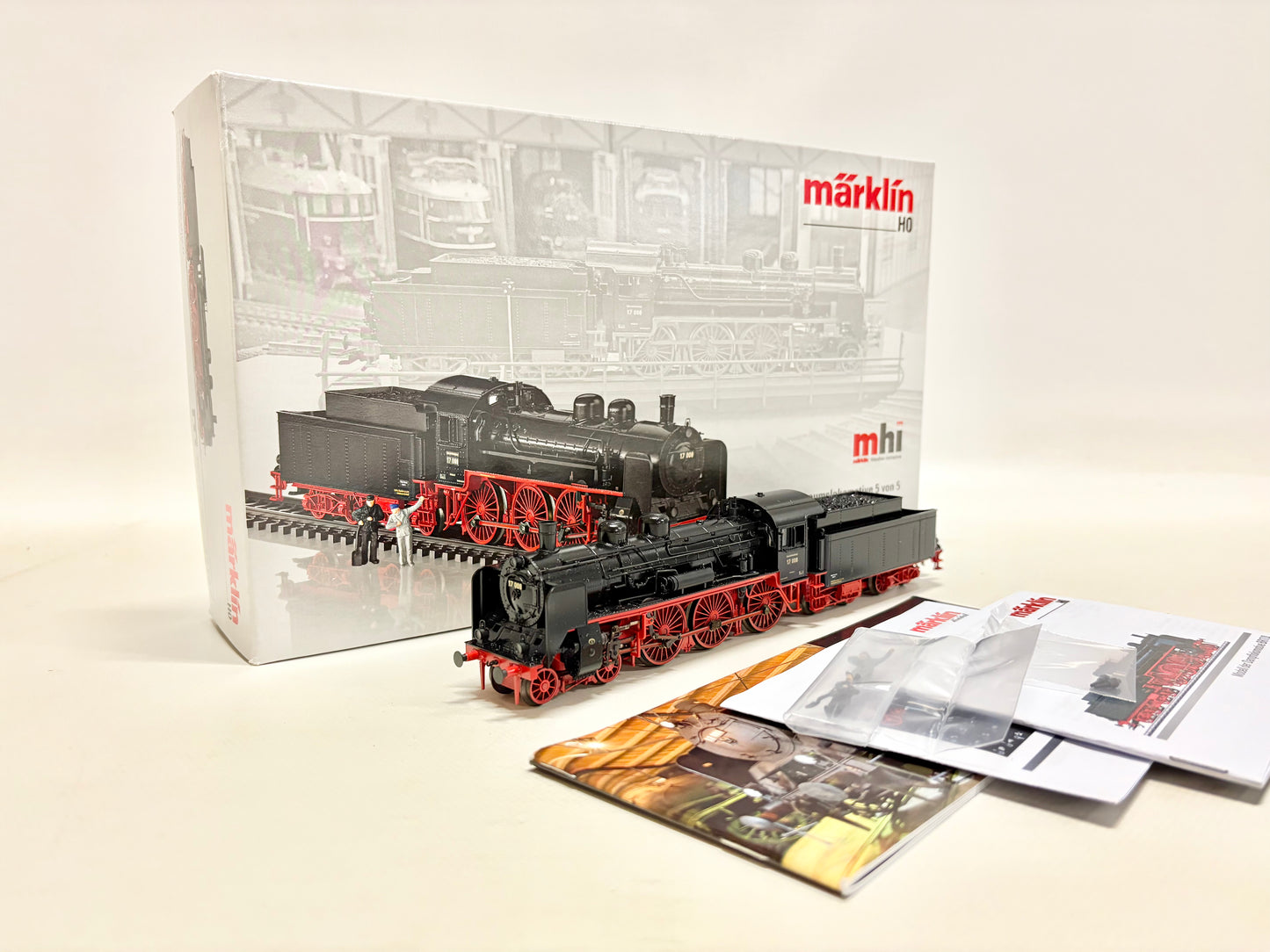 Märklin 37197 Dampflokomotive Br 17 008 DRG AC H0 Mfx Digital & Sound