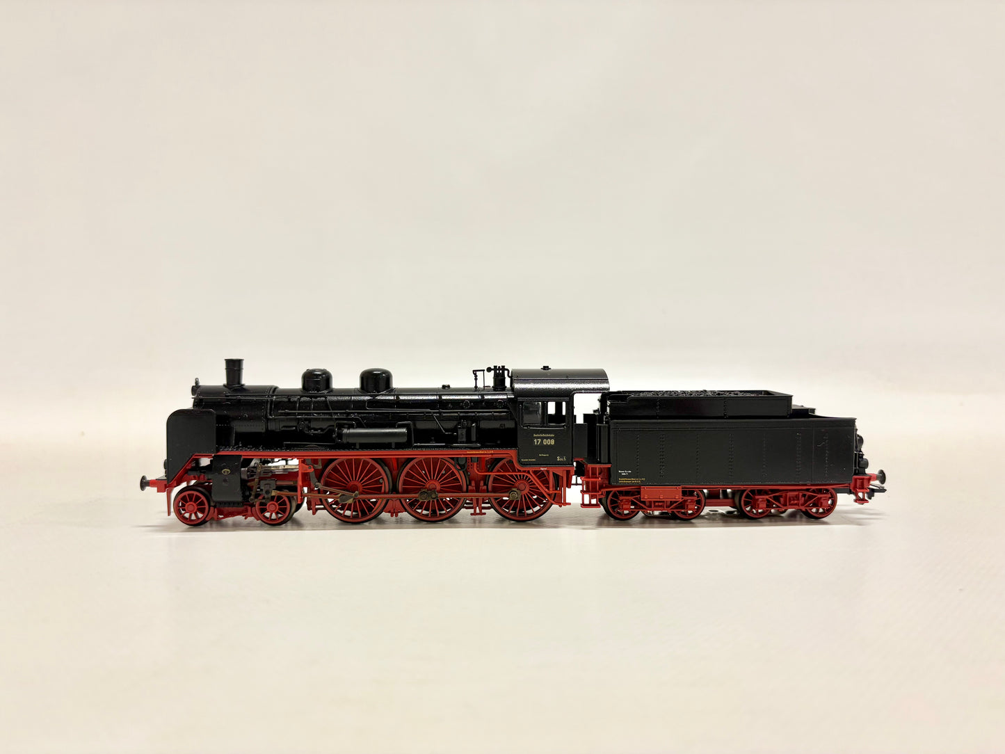 Märklin 37197 Dampflokomotive Br 17 008 DRG AC H0 Mfx Digital & Sound