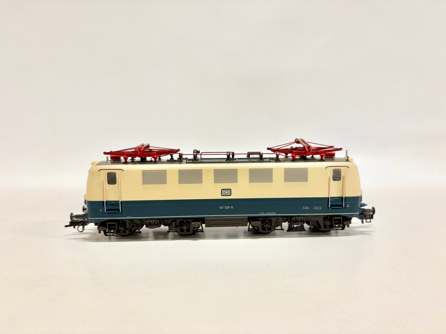 Fleischmann 4328 E-Lok Br 141 128-9 DB DC H0