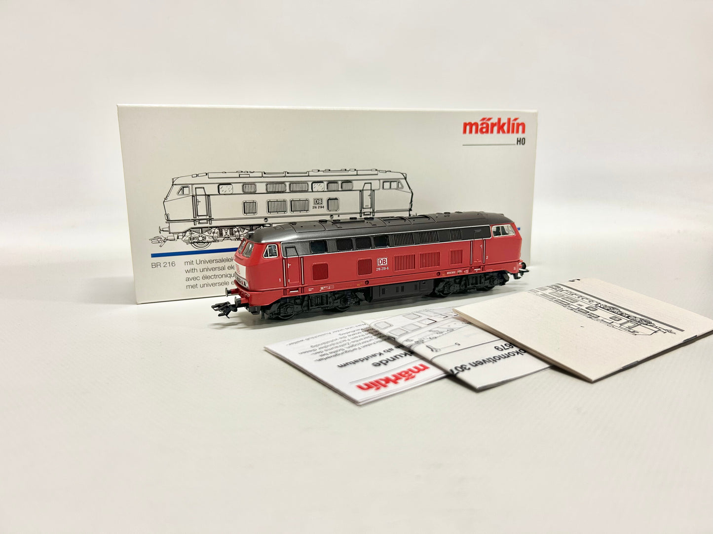 Märklin 33743 Digital Br 216 Diesellok orientrot H0