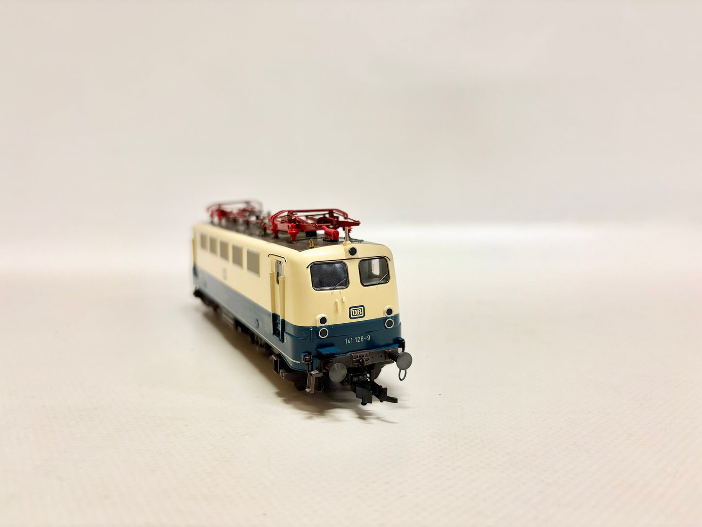 Fleischmann 4328 E-Lok Br 141 128-9 DB DC H0