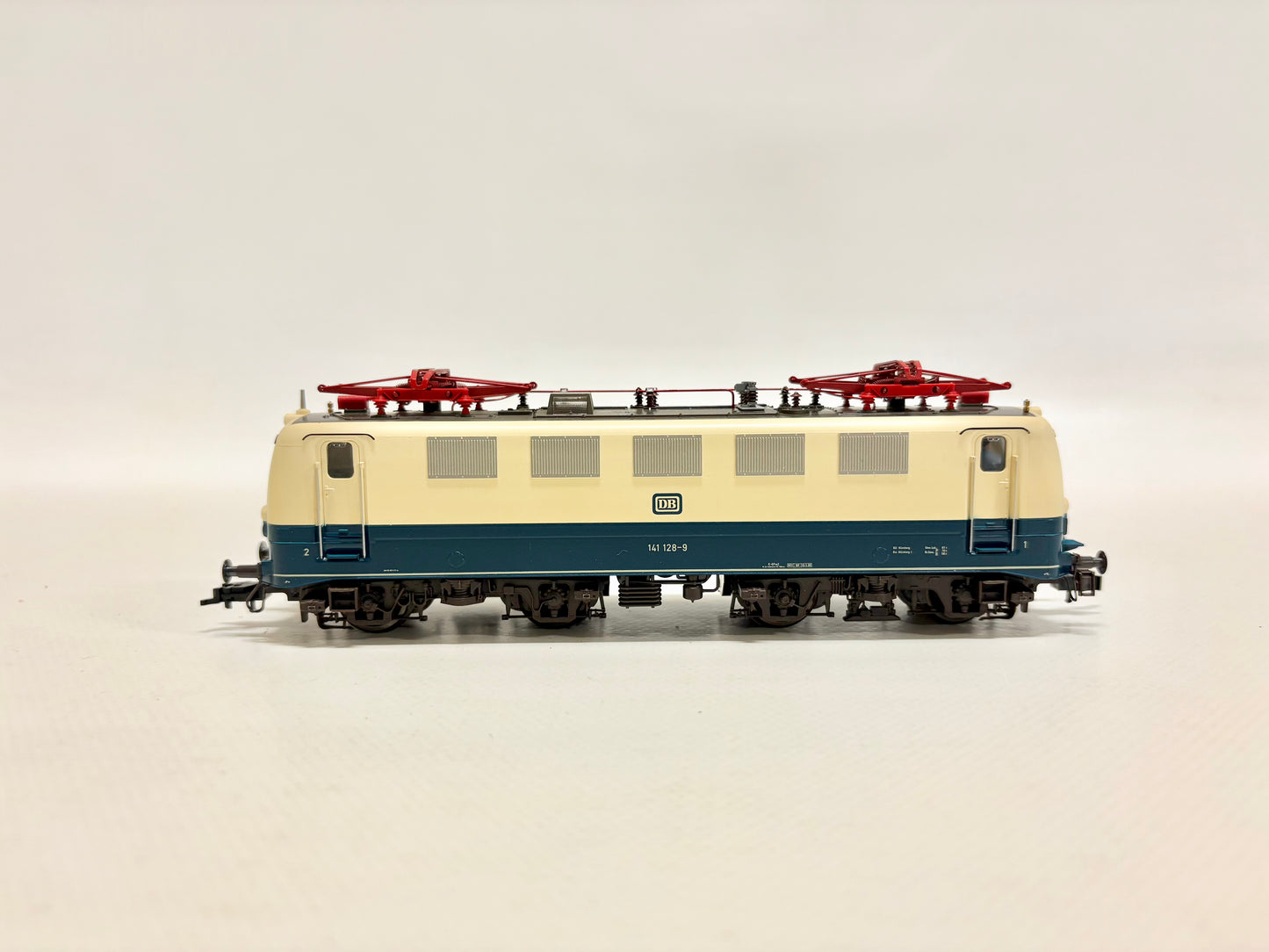 Fleischmann 4328 E-Lok Br 141 128-9 DB DC H0