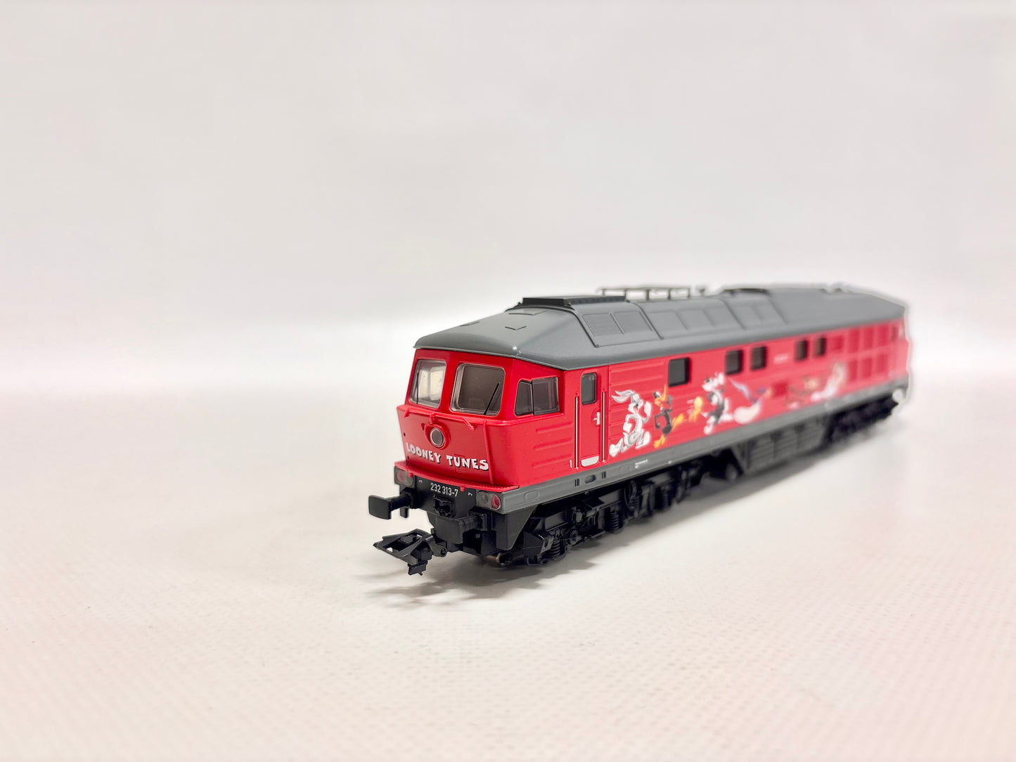 Märklin 36427 Mfx-Sound Diesellok Br 232 313-7 "Looney Tunes" DB AC H0