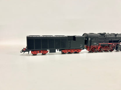 Märklin 37021 Digital Br 53 Dampflok mit Kondenstender H0