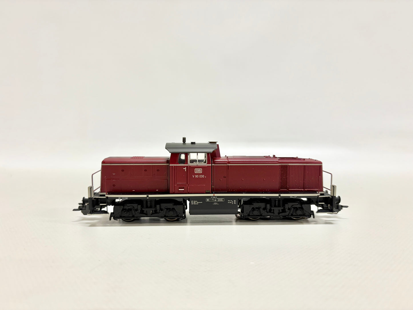 Märklin 37903 Mfx Digital Diesellokomotive V90 030 DB AC H0