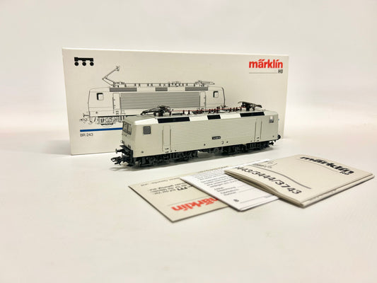 Märklin 3444 E-Lok Br 243 H0
