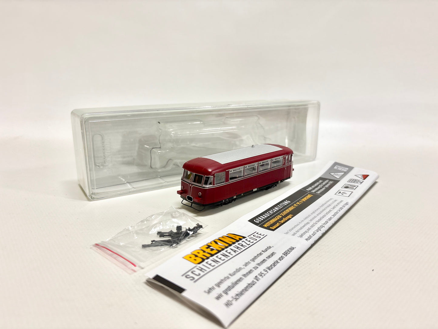 Brekina 64404 Dieseltriebwagen VT95 902 DB DC H0