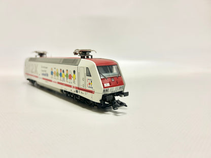 Märklin 34382 Digital Br 128 E-Lok "Unicef" DB H0