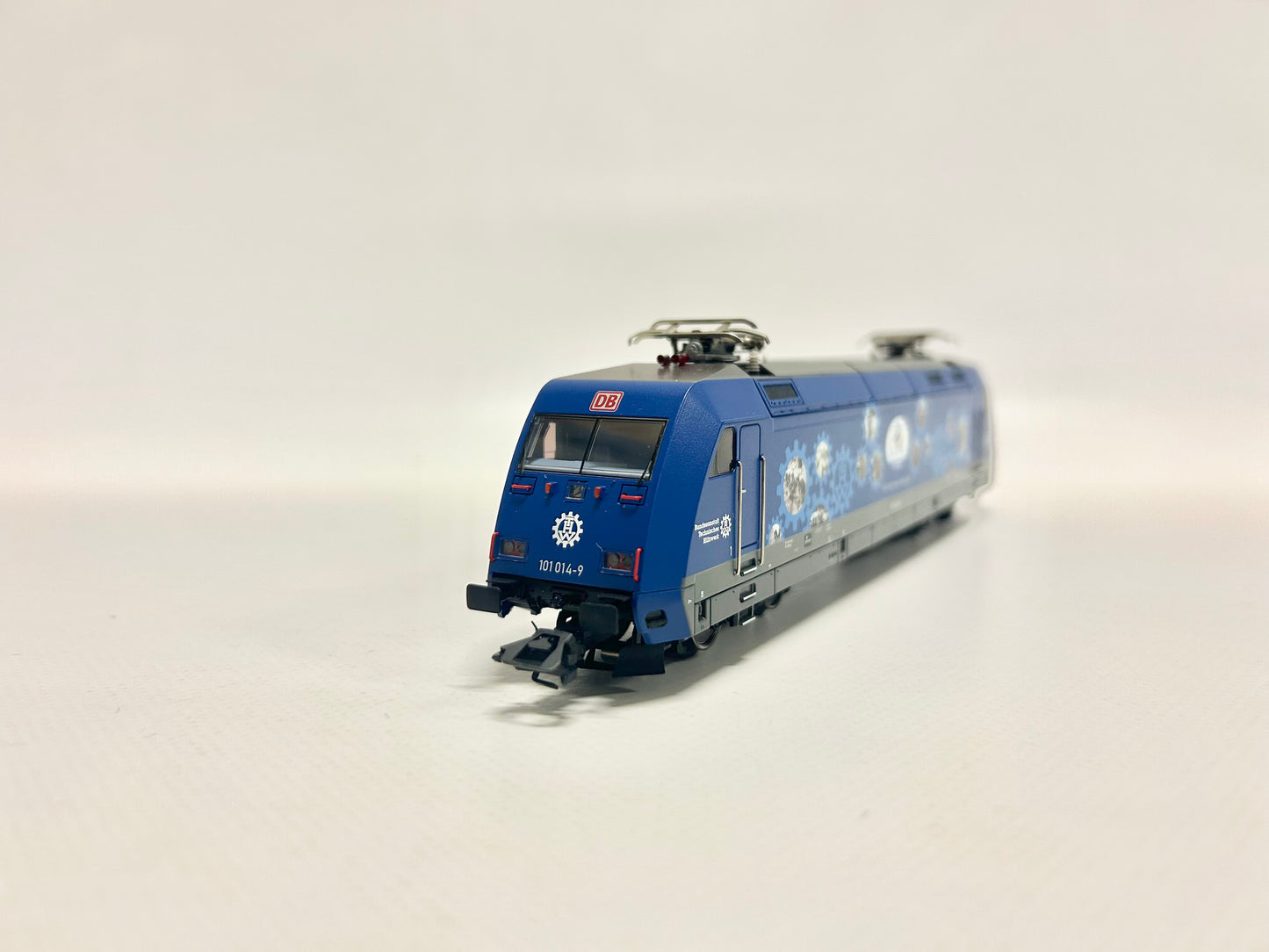 Märklin 37391 Digital Br 101 E-Lok "THW" H0