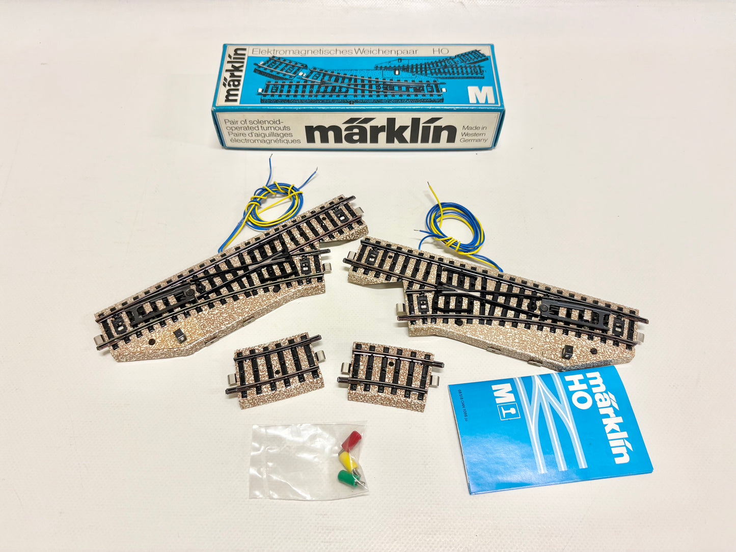 Märklin 5137 M-Gleise Weichenpaar AC H0