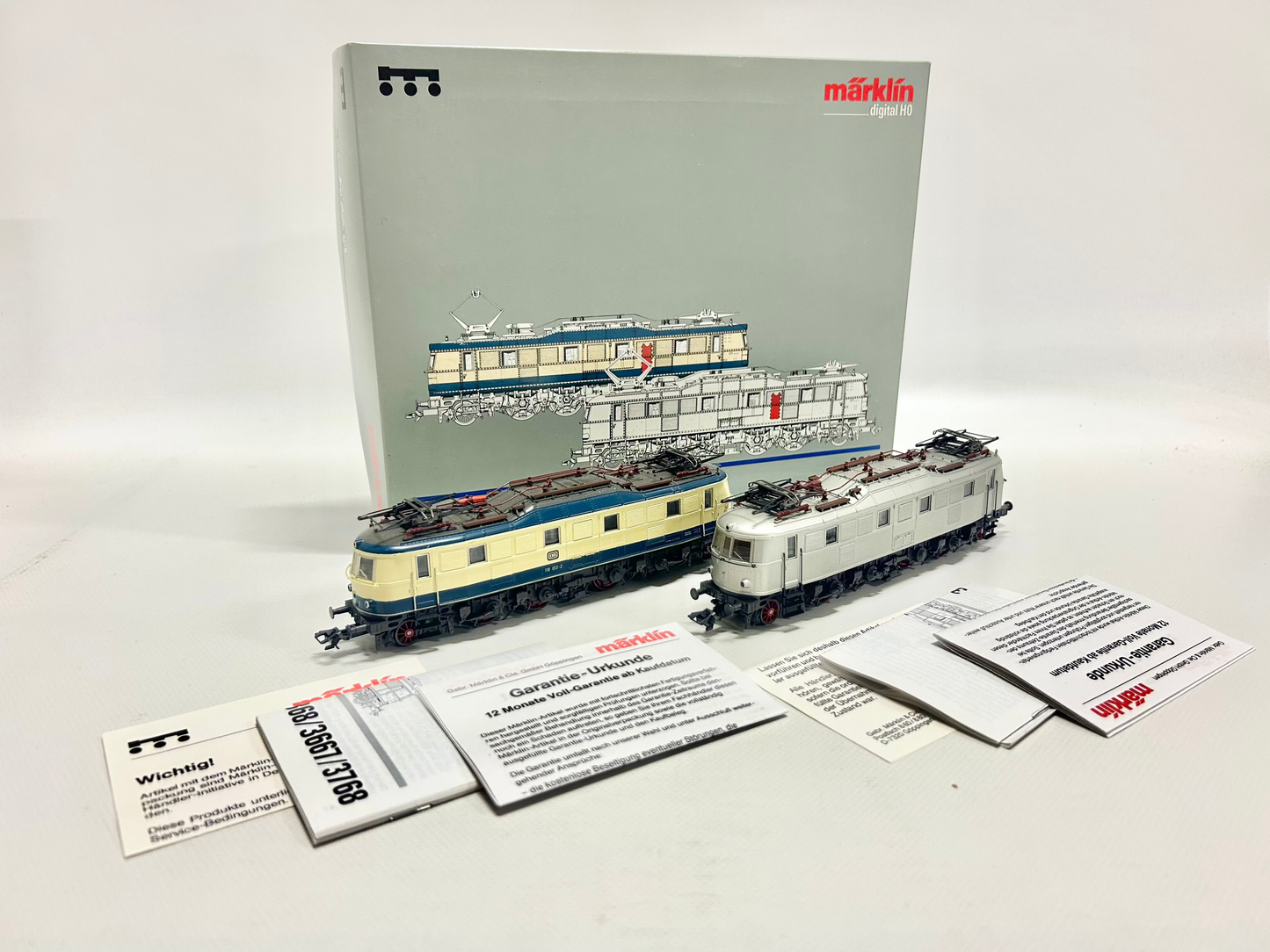 Märklin 3667 Digital Doppelpackung Br 118 & E18 Digital