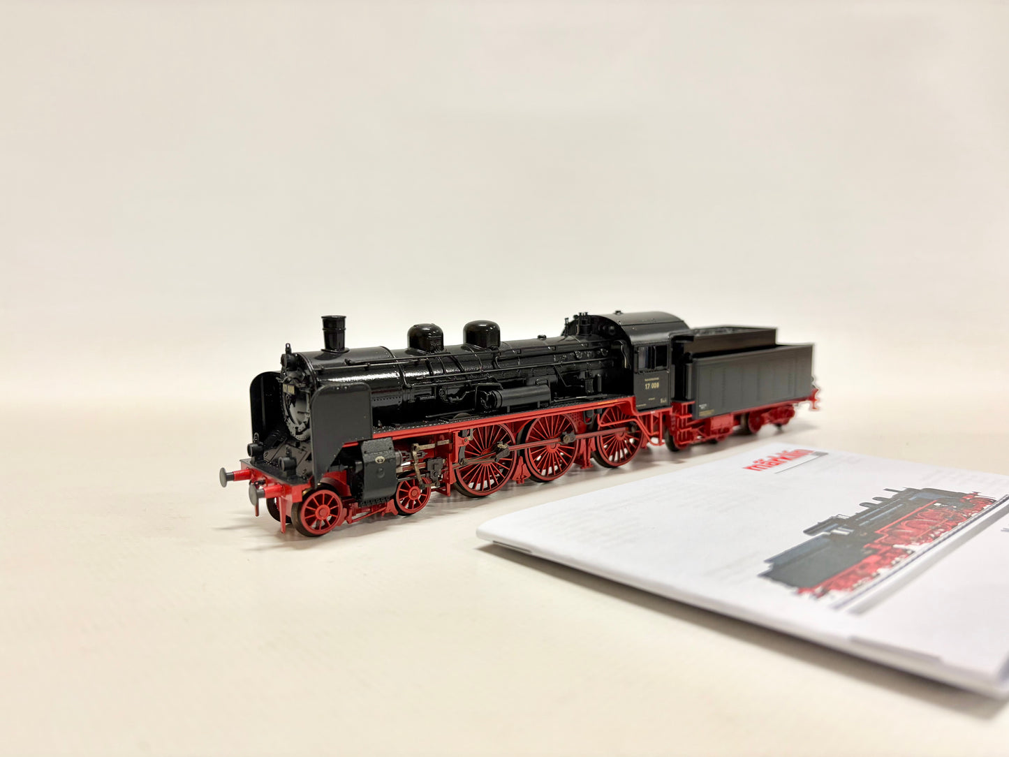 Märklin 37197 Mfx+ Digital & Sound Dampflok Br 17 008 DRG AC H0